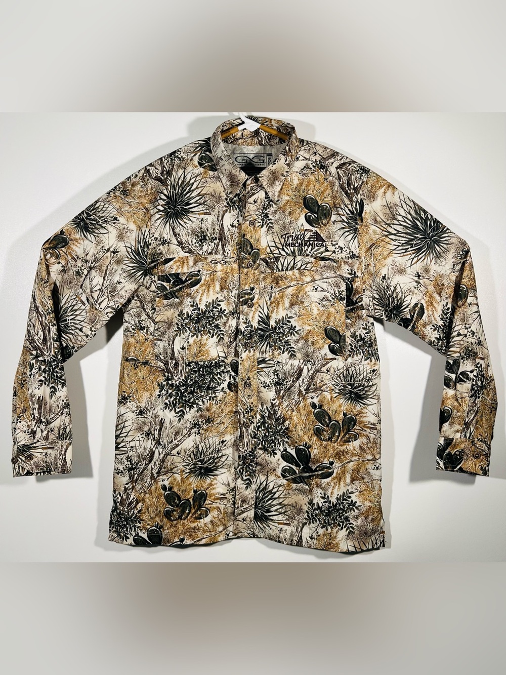 GAMEGUARD Men’s Explorer Camo Print Long Sleeve Fishing Shirt Vented Sz Medium